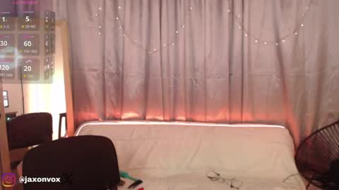 Hey im Jaxxxon check my info     online show from 18, 6, 2026