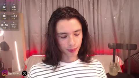 Hey im Jaxxxon check my info     online show from 23, 7, 2026