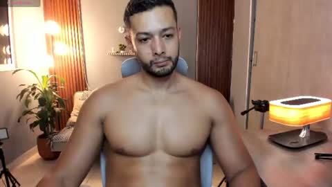 Snapshot of j_calix chatting on 31, 7, 2026 Calix Independient model Insta and twt Calixsnake online show from 31, 7, 2026