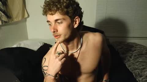 j_crisp online show from 3, 2, 2026