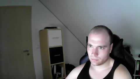 here4y online show from 15, 11, 2025