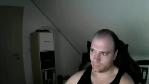 here4y online show from 26, 11, 2025