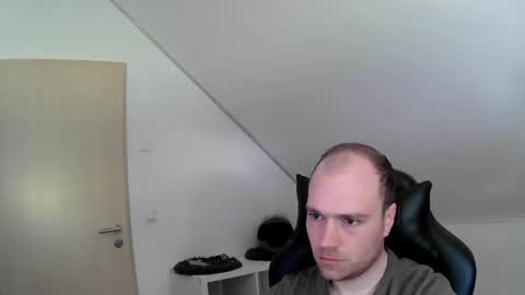 Snapshot of j_german783377 chatting on 1, 5, 2026 here4y online show from 1, 5, 2026