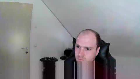Snapshot of j_german783377 chatting on 19, 5, 2026 here4y online show from 19, 5, 2026