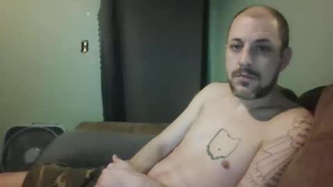 Snapshot of j_lion85 chatting on 14, 1, 2026 j_lion85 online show from 14, 1, 2026