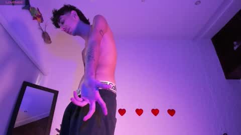 Snapshot of j_martony chatting on 26, 9, 2025 j_martony online show from 26, 9, 2025