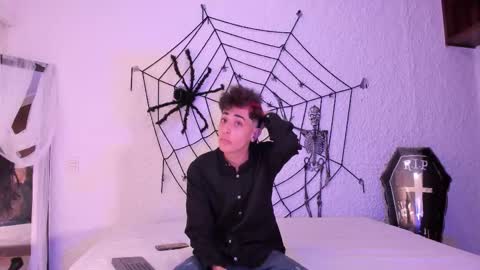 Snapshot of j_martony chatting on 11, 10, 2025 j_martony online show from 11, 10, 2025