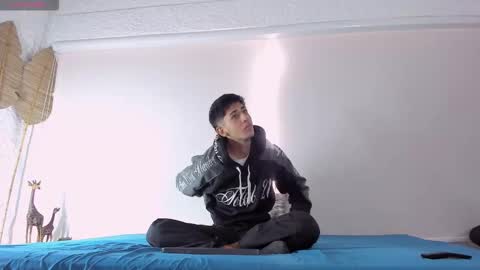 Snapshot of j_martony chatting on 15, 12, 2025 j_martony online show from 15, 12, 2025