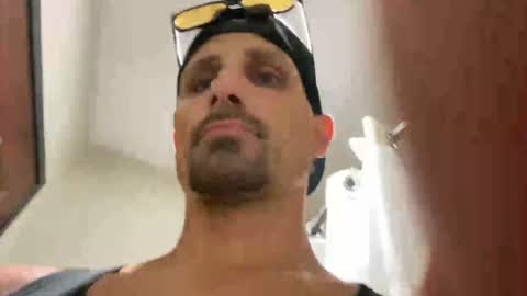 j_sqared4828 online show from 6, 8, 2026