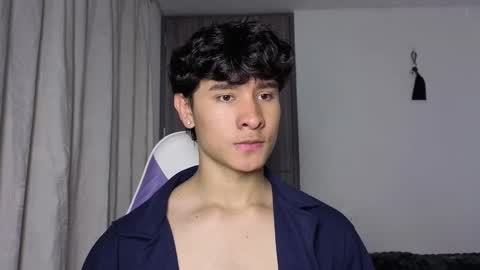 Snapshot of j_u_p_i_t_e_r chatting on 20, 10, 2025 Noah online show from 20, 10, 2025