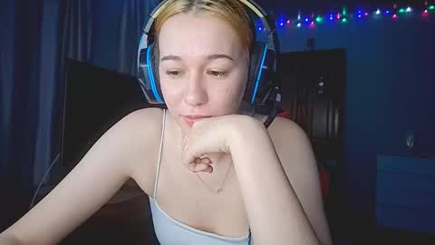 Snapshot of jacelyngarcea chatting on 17, 10, 2025 Lilo online show from 17, 10, 2025