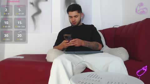    online show from 11, 4, 2026