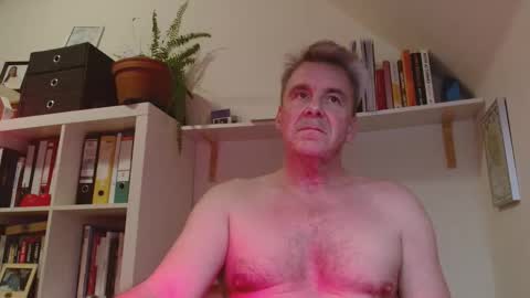 Snapshot of jackblack650 chatting on 29, 10, 2025 jackblack650 online show from 29, 10, 2025