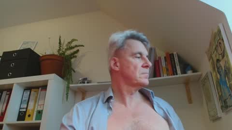 Snapshot of jackblack650 chatting on 12, 11, 2025 jackblack650 online show from 12, 11, 2025