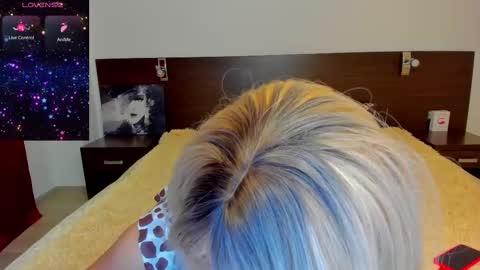 sallyevans online show from 11, 2, 2025