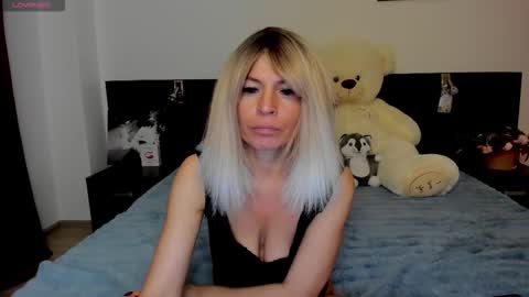 sallyevans online show from 20, 11, 2025