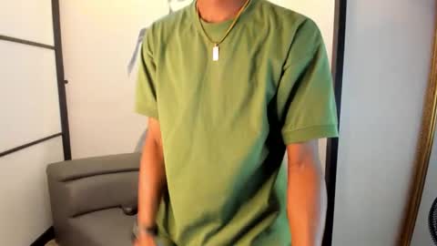 Snapshot of jacksonmuller_ chatting on 8, 10, 2025 Jackson online show from 8, 10, 2025