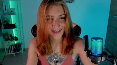 Linda Sofia help me get to 100 thumbs up online show from 12, 12, 2024