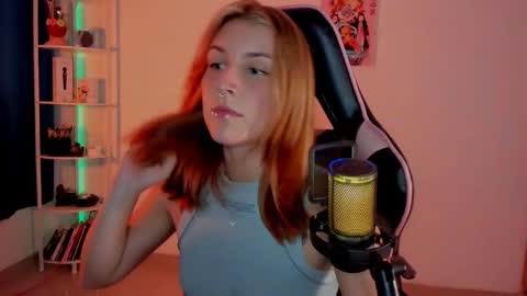 Linda Sofia help me get to 100 thumbs up online show from 13, 1, 2025