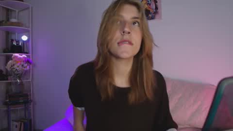 Linda Sofia help me get to 100 thumbs up online show from 26, 2, 2025