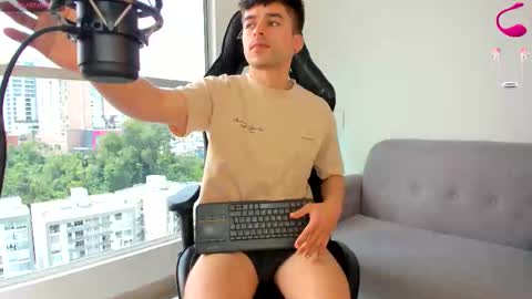 Snapshot of jacob_ferrer chatting on 7, 2, 2026 JACOB FERRER online show from 7, 2, 2026