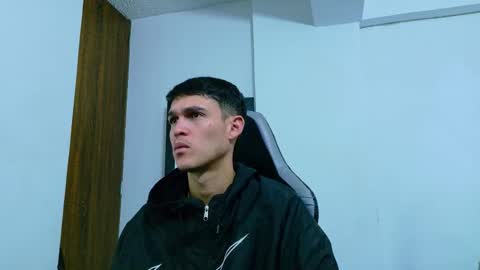 jacob_king01 online show from 23, 2, 2026