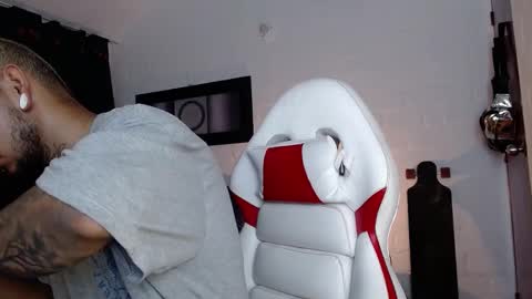 Michael Caicedo online show from 8, 2, 2025