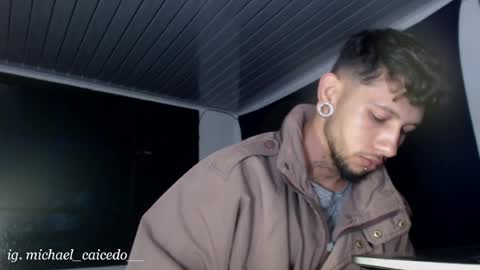 Michael Caicedo online show from 8, 6, 2026