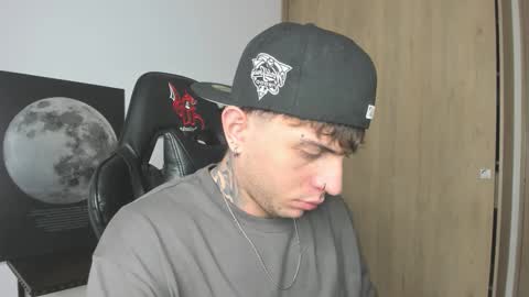 jacobb116 online show from 8, 11, 2025