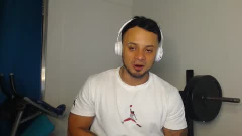 Snapshot of jacobjamess chatting on 13, 11, 2025 jacobjamess online show from 13, 11, 2025