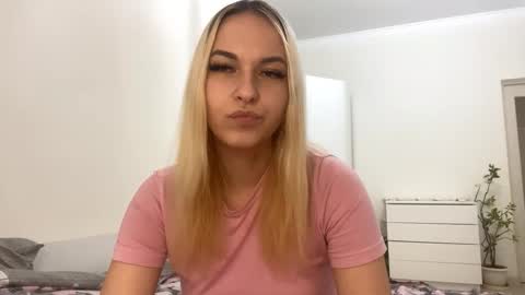 Emma online show from 11, 11, 2025