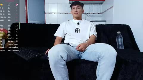 Snapshot of jacques_cardiet chatting on 9, 5, 2026 jacobo online show from 9, 5, 2026