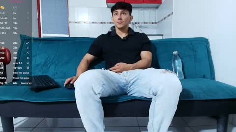 Snapshot of jacques_cardiet chatting on 17, 5, 2026 jacobo online show from 17, 5, 2026