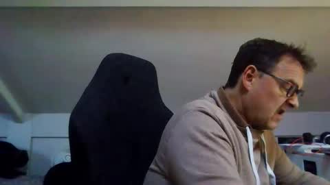 Snapshot of jacsfinestfantasy chatting on 24, 10, 2025 FineAndSimple online show from 24, 10, 2025