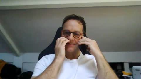 Snapshot of jacsfinestfantasy chatting on 18, 12, 2025 FineAndSimple online show from 18, 12, 2025