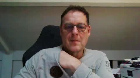 Snapshot of jacsfinestfantasy chatting on 15, 1, 2026 FineAndSimple online show from 15, 1, 2026