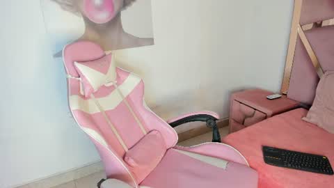 Snapshot of jade_ht chatting on 5, 7, 2026 jade_ht online show from 5, 7, 2026