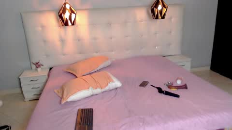 Snapshot of jade_scarllet chatting on 22, 12, 2024 karlla scarlet online show from 22, 12, 2024