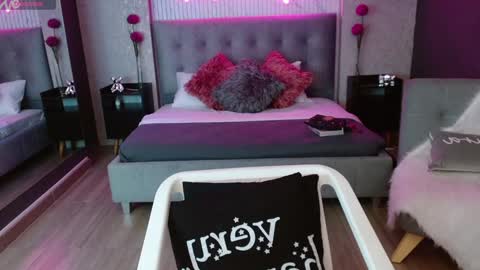 JADE online show from 19, 1, 2025