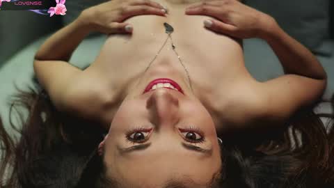 Snapshot of jade_white_ chatting on 10, 3, 2025 jade white online show from 10, 3, 2025