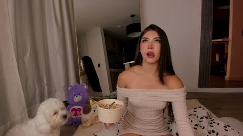 Jade online show from 11, 12, 2024