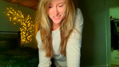 jadeamaryllis_ online show from 4, 4, 2026