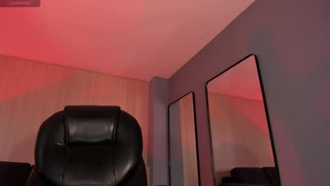 Snapshot of jadeevansx chatting on 25, 2, 2025 JADE EVANS online show from 25, 2, 2025