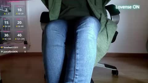 Jadefxxt online show from 18, 12, 2025