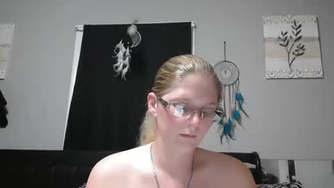 JadeLuv online show from 20, 2, 2026