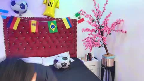 Snapshot of jaden_and_sofia chatting on 25, 6, 2026 Jaden and Sofia online show from 25, 6, 2026