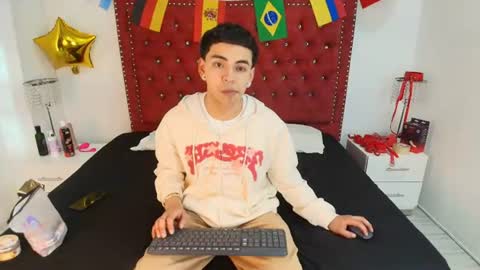 Snapshot of jaden_and_sofia chatting on 9, 7, 2026 Jaden and Sofia online show from 9, 7, 2026