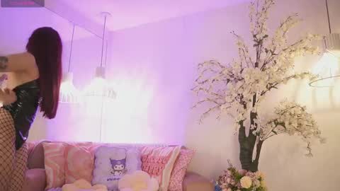 Jade Summer online show from 17, 11, 2025