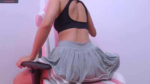 Snapshot of jadesunny chatting on 4, 12, 2024 JADE 3 online show from 4, 12, 2024