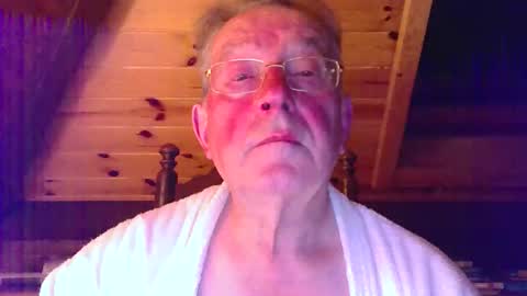 Snapshot of jahanc01 chatting on 13, 9, 2025 Malko online show from 13, 9, 2025